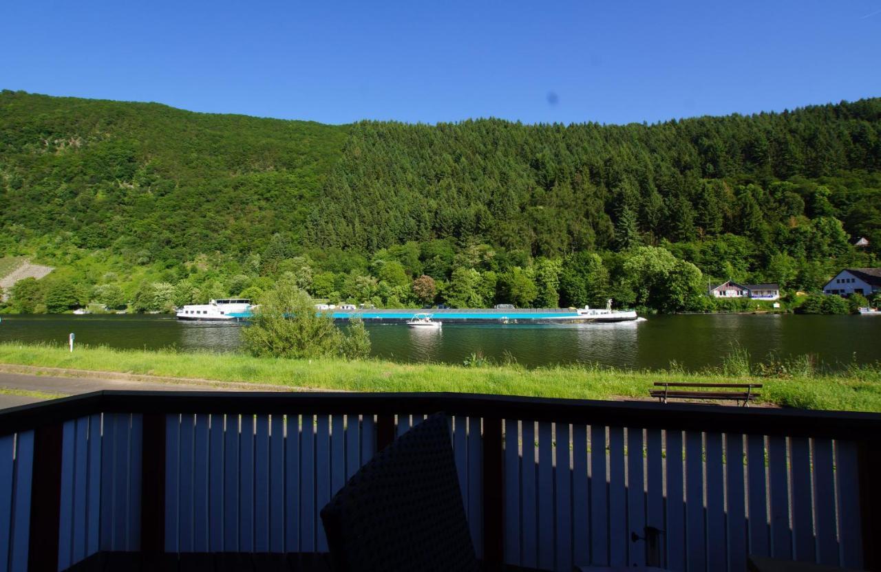 Appartement Altes Faehrhaus An Der Mosel Anno1633 à Traben-Trarbach Extérieur photo