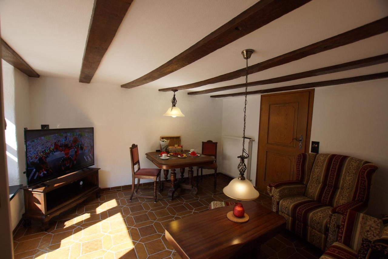 Appartement Altes Faehrhaus An Der Mosel Anno1633 à Traben-Trarbach Extérieur photo